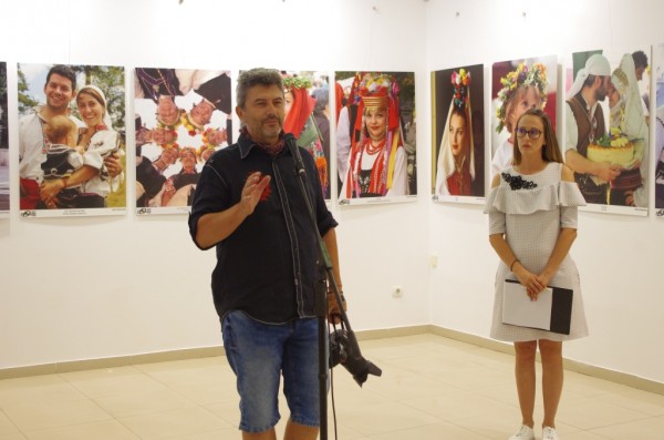 Заповядайте на фотографската изложба “Различната България“ / Новини от Казанлък