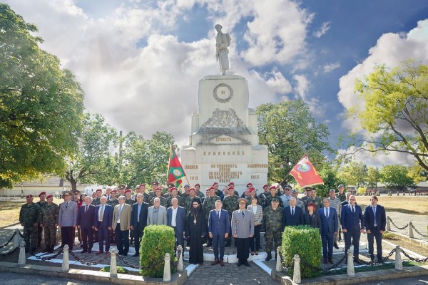61-ва Стрямска механизирана бригада празнува 28-ата си годишнина  / Новини от Казанлък