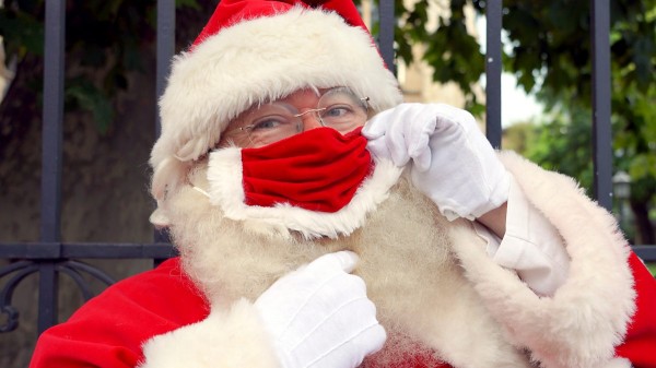 Дядо Коледа очаква най-красивите писма по пощата / Новини от Казанлък