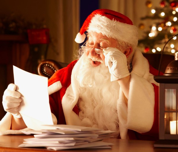 Пощенска кутия на ифоцентъра ще събира писма за Дядо Коледа / Новини от Казанлък