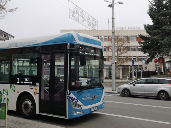 Новите електробуси ще обслужват изцяло градските линии през Общинското предприятие „Балканинвест“ЕООД / Новини от Казанлък