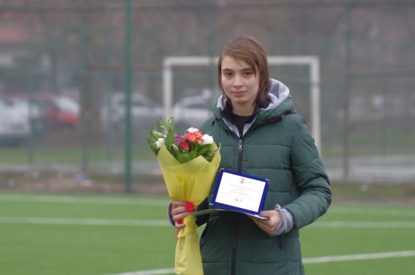 Спортист на Казанлък за 2020 г. е Илина Иванова от таекуондо клуб „Кентавър“ / Новини от Казанлък