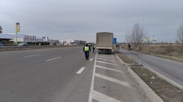 КАТ ще проверява товарните автомобили и автобусите / Новини от Казанлък