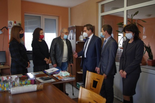 Кандидатите за народни представители от ГЕРБ се срещнаха с представители на бизнеса от Казанлък / Новини от Казанлък
