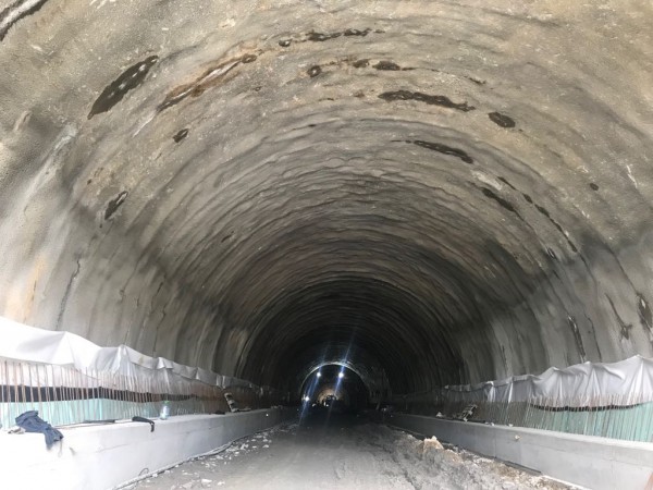 Тунелът под Шипка ще е 3,22 км. Четири са отворените оферти за проектирането му / Новини от Казанлък