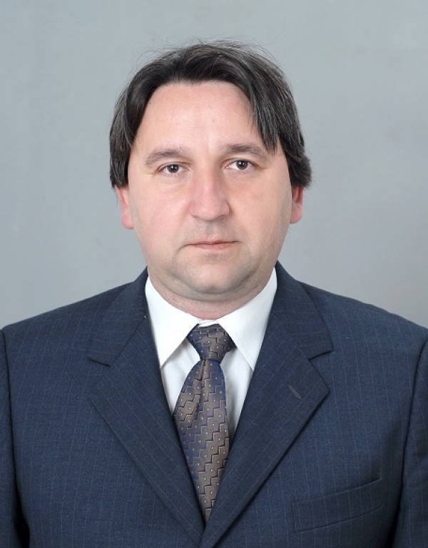 Момчил Ненов, БСП: Корупцията в строителния бранш е тежък фактор / Новини от Казанлък