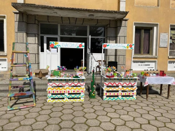 Над 500лв събра благотворителният базар в Бузовград / Новини от Казанлък
