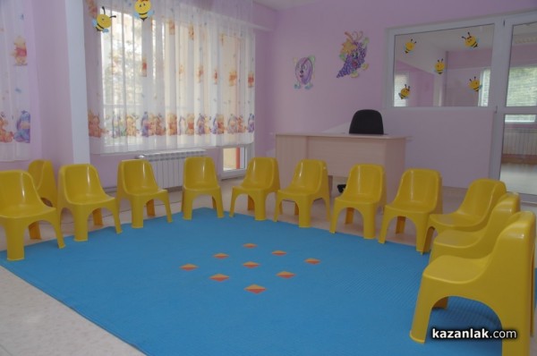 Броят на записаните деца в детските градини намалява в областта / Новини от Казанлък