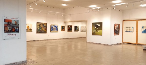 Сливенската галерия гостува в Казанлък с живопистта от 80-те години / Новини от Казанлък