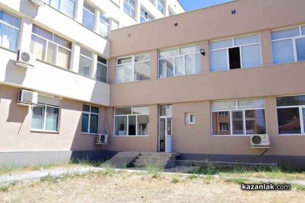 Триажният кабинет става COVID зона в ДКЦ “Поликлиника“ Казанлък / Новини от Казанлък