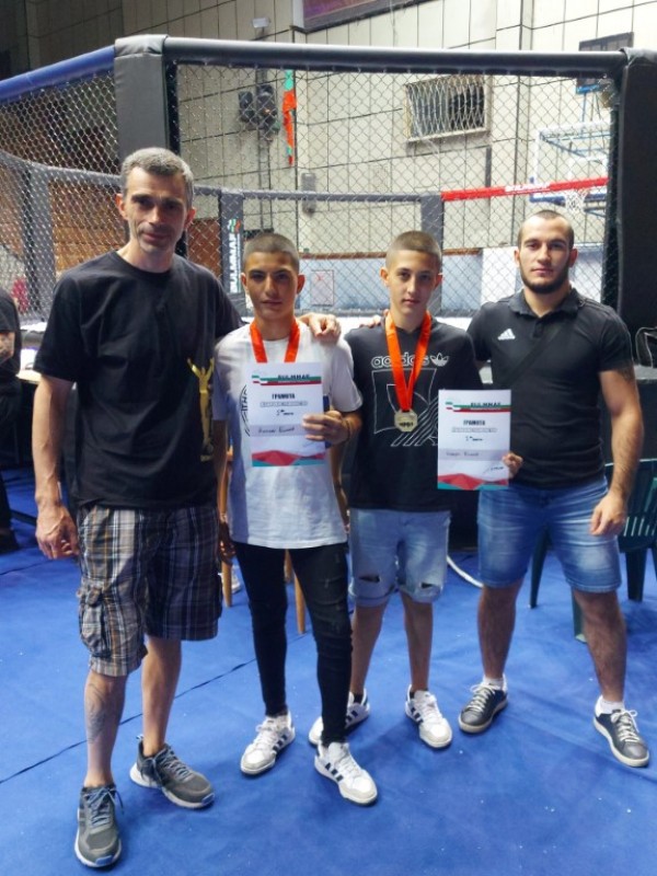 Три шампионски титли от Държавното първенство по ММА за състезателите на СНЦ „СК Аргус ММА“ / Новини от Казанлък