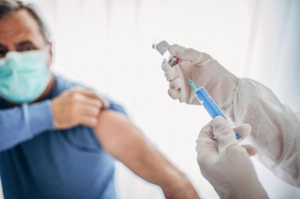 Кой може да си постави трета доза ваксина и какви са условията? / Новини от Казанлък