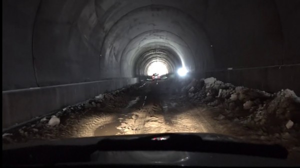 5 са офертите за надзор при изграждането на тунела под Шипка / Новини от Казанлък