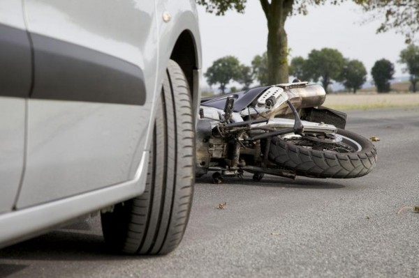Моторист пострада при инцидент на централно кръстовище в Казанлък  / Новини от Казанлък