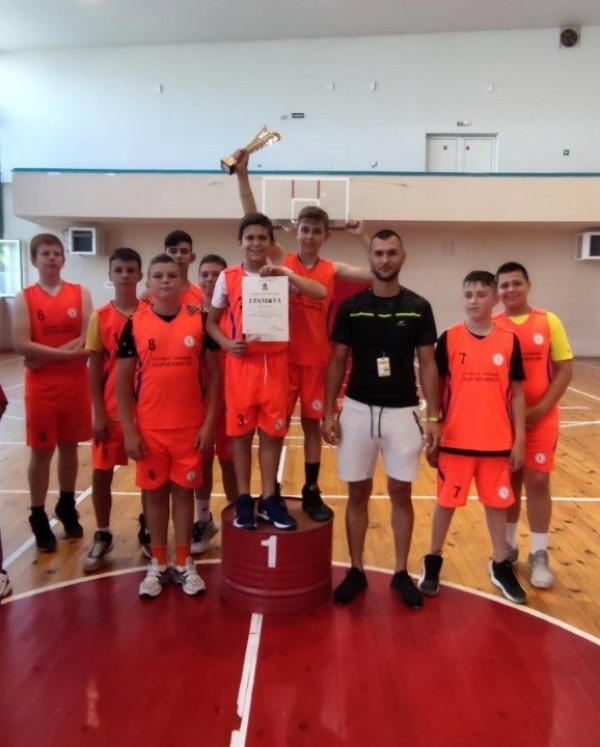 МГ и ОУ “Георги Кирков“ са шампионите по баскетбол в Казанлък / Новини от Казанлък
