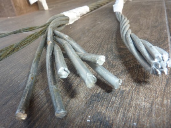 Откраднаха 20 метра алуминиеви кабели / Новини от Казанлък