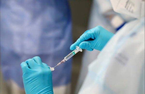 Болницата възстановява ковид ваксинациите от понеделник / Новини от Казанлък
