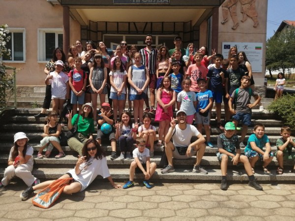 „Взаимопомощ” търси български доброволци за проект в Казанлък  / Новини от Казанлък