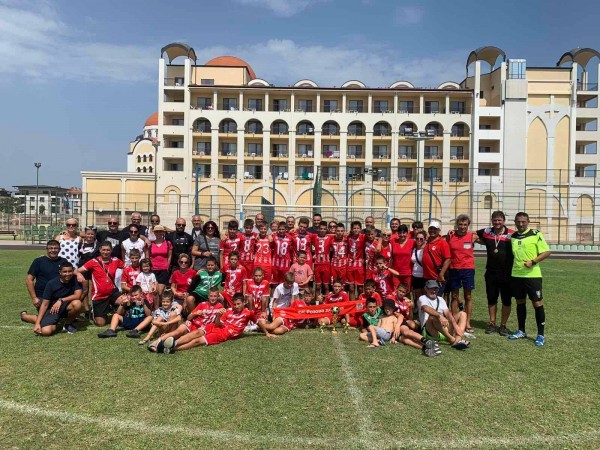 Два казанлъшки тима се върнаха с призови места от международния футболен турнир в Обзор / Новини от Казанлък
