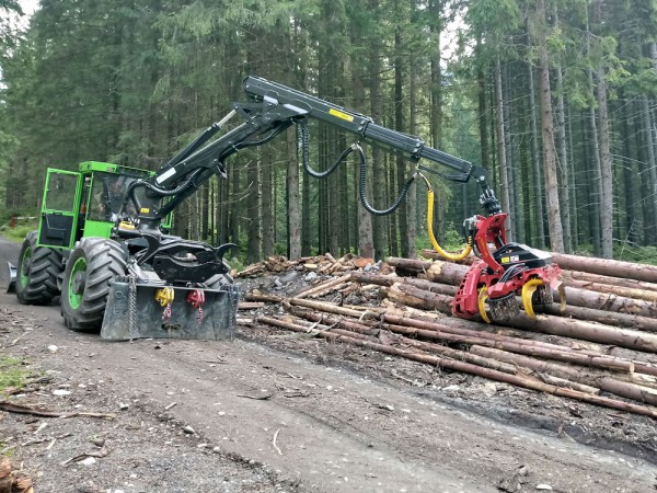 След наводненията в Карловско започват проверки на фирмите за дърводобив и в Казанлък  / Новини от Казанлък