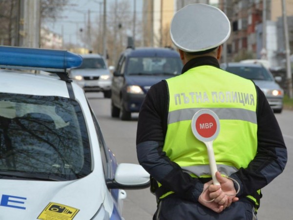 В областта се провежда специализирана полицейска операция/ОБНОВЕНА  / Новини от Казанлък