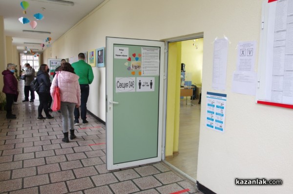 27.55% от казанлъчани са гласували до 16:00 часа / Новини от Казанлък