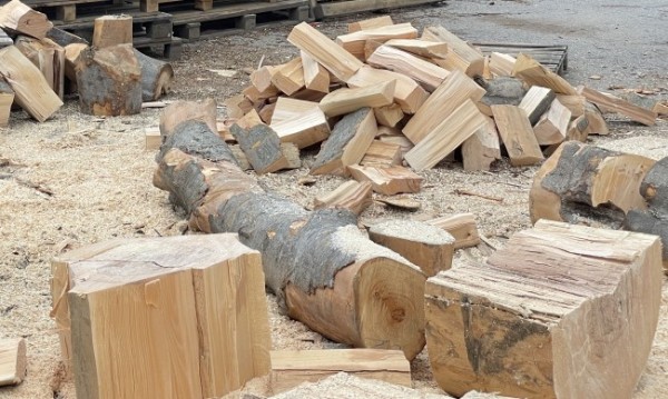 10 кубика дърва без марка откриха в дома на симитлерец / Новини от Казанлък