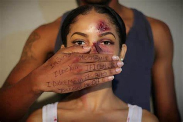 Жените на Казанлък с редица събития, посветени на домашното насилие  / Новини от Казанлък