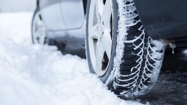 АПИ: Шофьорите да тръгват с автомобили, готови за зимни условия / Новини от Казанлък