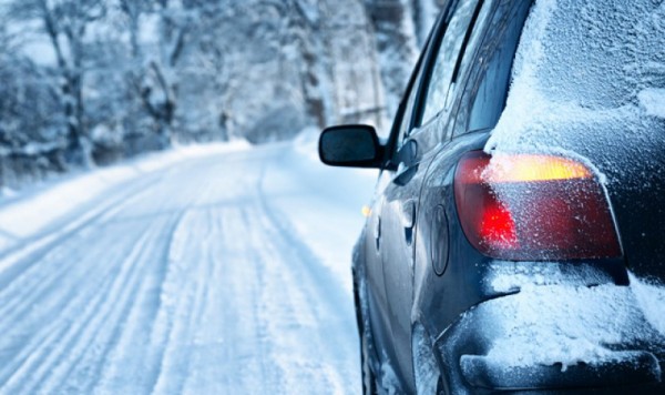 Времето се влошава, шофьорите да тръгват с автомобили, готови за зимни условия / Новини от Казанлък