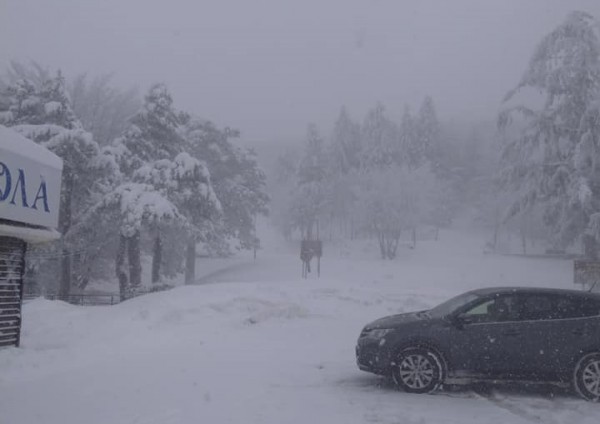 Около метър е падналият сняг на проходите „Шипка“ и „Петрохан“ / Новини от Казанлък