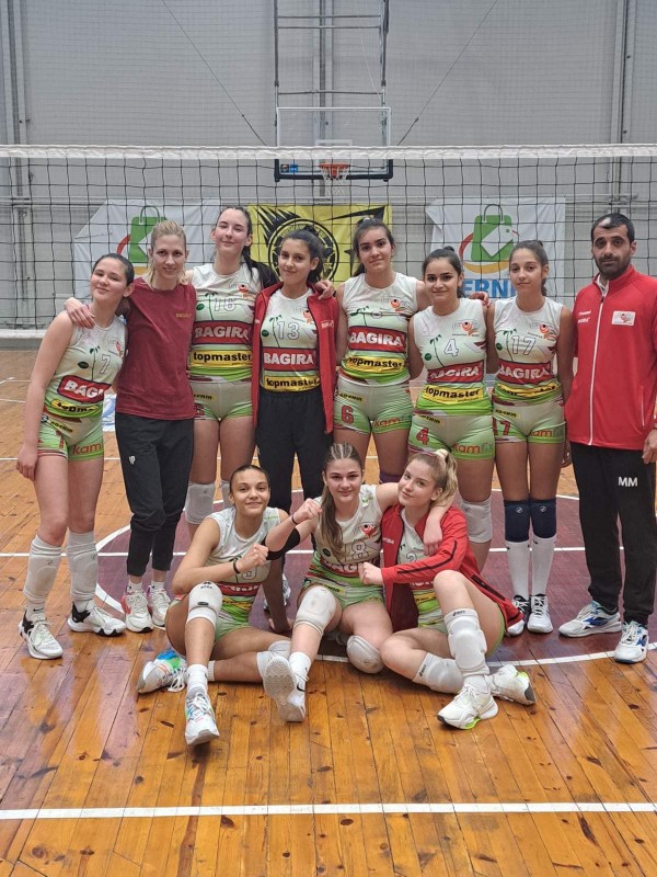 Волейболният казанлъшки клуб решава съдбата на Детско-юношеската си школа / Новини от Казанлък