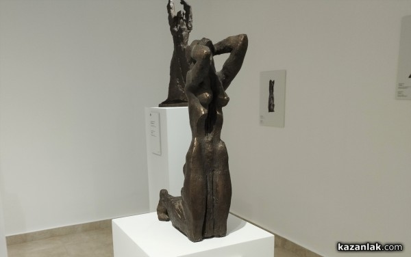 Изложба с творби на Христо Песев, възкресява спомена за таланта на големия скулптор / Новини от Казанлък