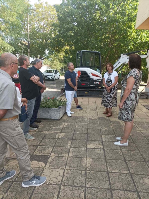 Започва ремонтът на сградата на кметството в Голямо Дряново / Новини от Казанлък