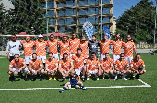 Футболният тим на “М+С Хидравлик“ АД  играе за еврокупа край морето / Новини от Казанлък