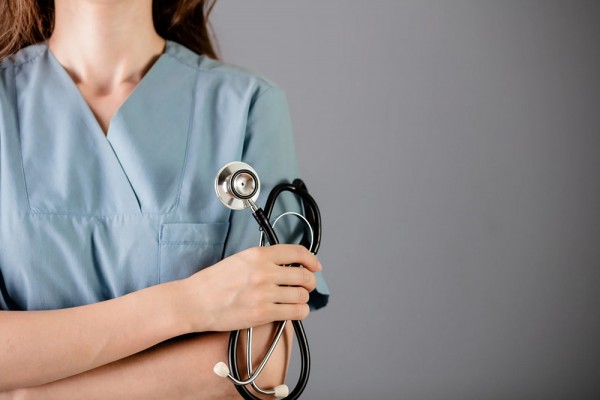 Медицинските сестри настояват професията им да стане защитена  / Новини от Казанлък