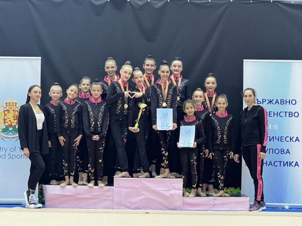 Гимнастички от казанлъшката школа с призови места от международно състезание в Баку / Новини от Казанлък