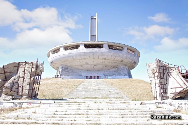 Отварянето на монумента “Бузлуджа“ е сред темите на двудневен форум в София / Новини от Казанлък
