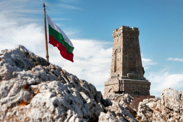 Въвеждат се промени в движението през прохода Шипка във връзка с Националния празник на България / Новини от Казанлък