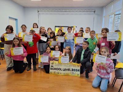 Надпреварата “Spelling Bee“ се проведе за първа година в ОУ “Георги Кирков“  / Новини от Казанлък