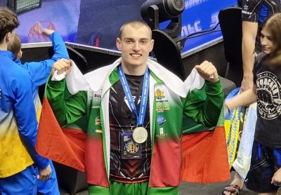 Омар Юсеин стана вицеевропейски шампион за юноши по ММА / Новини от Казанлък