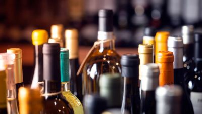 Откриха над 300 литра алкохол с невалиден бандерол в Казанлък  / Новини от Казанлък