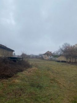 Home Depo продава парцел в село Дунавци